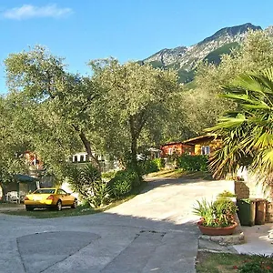Aquacamp 2* Brenzone sul Garda
